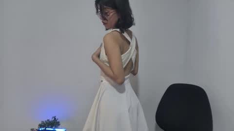 Sarah  online show from 14, 10, 2025