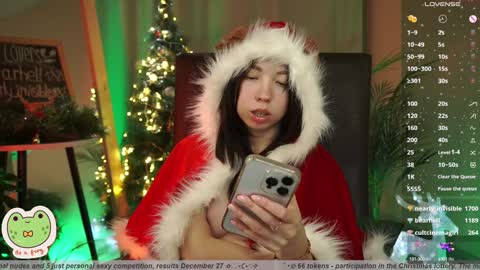 Snapshot of sarahson chatting on 26, 12, 2024 vacation 16-30 of november caucht me in insta online show from 26, 12, 2024