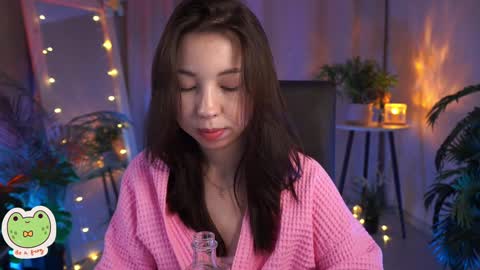 Snapshot of sarahson chatting on 8, 2, 2025 vacation 16-30 of november caucht me in insta online show from 8, 2, 2025