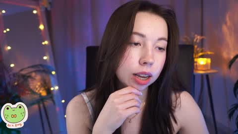 Snapshot of sarahson chatting on 8, 2, 2025 vacation 16-30 of november caucht me in insta online show from 8, 2, 2025