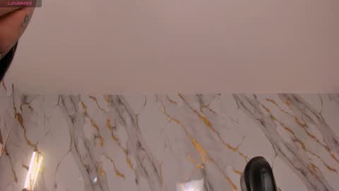 Sarah  independent model online show from 19, 3, 2026