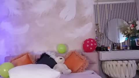 Snapshot of sarajennyfer chatting on 26, 6, 2026 Jenny online show from 26, 6, 2026