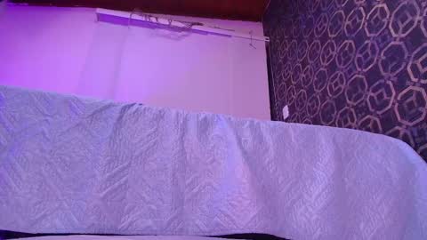 Sara  online show from 15, 9, 2025