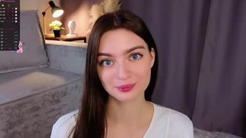 Snapshot of sarakinsly chatting on 1, 12, 2025 Rosie online show from 1, 12, 2025