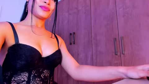 saralife69 online show from 12, 3, 2025