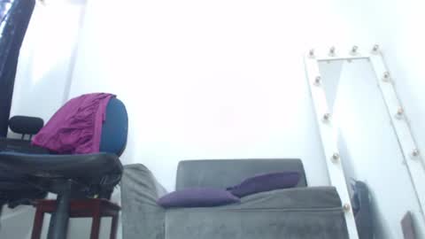 Snapshot of saralovens chatting on 8, 7, 2026 Saraloves online show from 8, 7, 2026