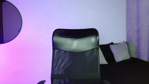 saramilf_69 online show from 16, 1, 2025