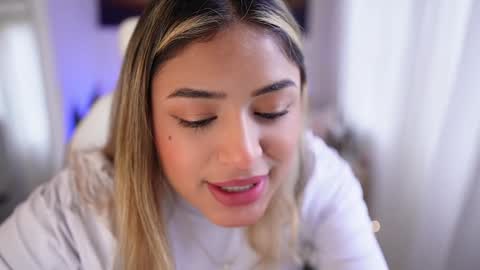 Sara online show from 1, 1, 2025