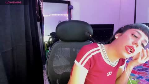 Snapshot of sarapiink chatting on 20, 5, 2026 Sara online show from 20, 5, 2026