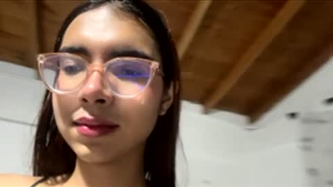 Snapshot of sarasaenz999 chatting on 1, 3, 2026 sarasaenz999 online show from 1, 3, 2026