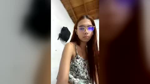 Snapshot of sarasaenz999 chatting on 1, 7, 2026 sarasaenz999 online show from 1, 7, 2026