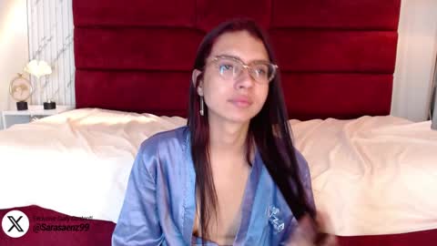 Snapshot of sarasaenz_99 chatting on 15, 12, 2024 Sara online show from 15, 12, 2024