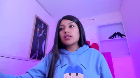 sarastonesx online show from 9, 10, 2025