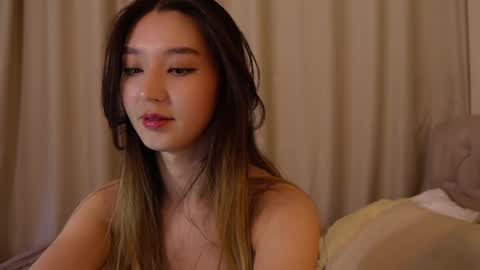 Snapshot of sarasuo chatting on 9, 12, 2024 Shara online show from 9, 12, 2024