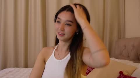 Snapshot of sarasuo chatting on 8, 1, 2025 Shara online show from 8, 1, 2025