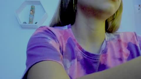 Snapshot of saray2312 chatting on 23, 7, 2026 Saray online show from 23, 7, 2026