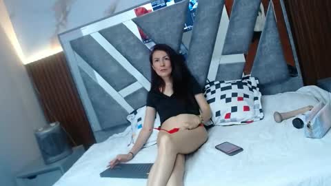 saray_hot202cl online show from 9, 2, 2026