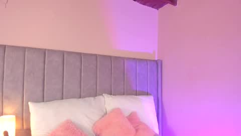 Sara Garcia online show from 9, 11, 2025