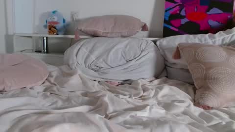 Snapshot of sarilit chatting on 20, 2, 2026 Your Selena 3 online show from 20, 2, 2026