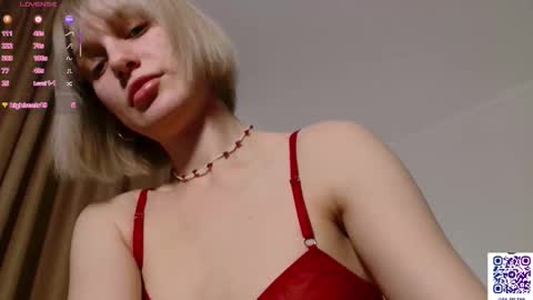 Snapshot of sarilit chatting on 21, 2, 2026 Your Selena 3 online show from 21, 2, 2026