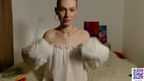 Snapshot of sarilit chatting on 22, 2, 2026 Your Selena 3 online show from 22, 2, 2026