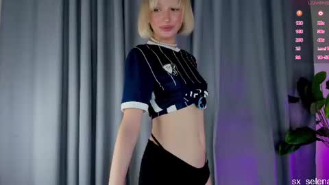 Snapshot of sarilit chatting on 20, 6, 2026 Your Selena 3 online show from 20, 6, 2026