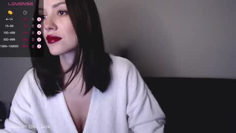 Snapshot of sarinaluv chatting on 26, 2, 2025 online show from 26, 2, 2025