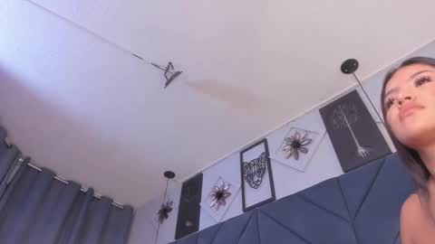 Sara  online show from 3, 1, 2025