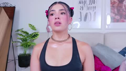 Sara online show from 8, 10, 2025