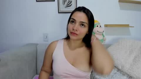 Sara Cute  online show from 13, 9, 2025