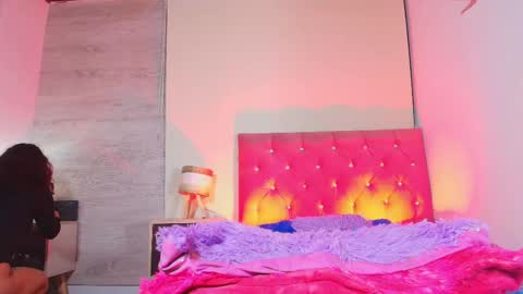 Snapshot of sary_littlesmiles chatting on 9, 5, 2026 Sary online show from 9, 5, 2026