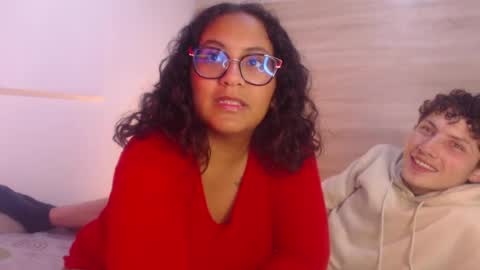 Snapshot of sasahsalomefon chatting on 25, 7, 2026 Sasha Y Felipe online show from 25, 7, 2026