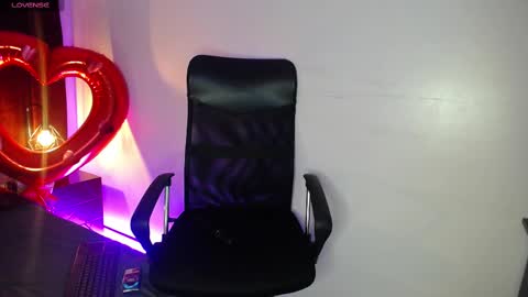 Snapshot of sasha_brattz chatting on 15, 2, 2025 Sasha Brattz online show from 15, 2, 2025