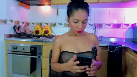 Snapshot of sasha_cum1 chatting on 7, 5, 2026 SASHA online show from 7, 5, 2026