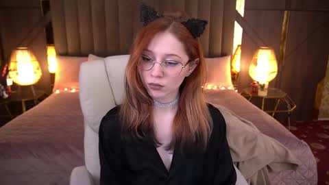 Snapshot of sasha_exclusive chatting on 19, 2, 2025 Sasha Exclusive online show from 19, 2, 2025