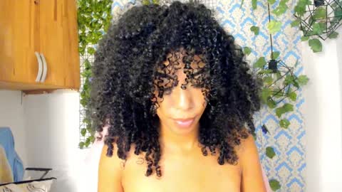 Snapshot of sasha_fox0 chatting on 29, 12, 2024 emy online show from 29, 12, 2024