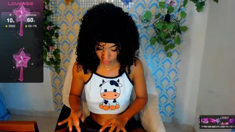 Snapshot of sasha_fox0 chatting on 8, 1, 2025 emy online show from 8, 1, 2025