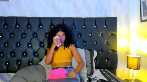 Snapshot of sasha_fox0 chatting on 19, 1, 2025 emy online show from 19, 1, 2025