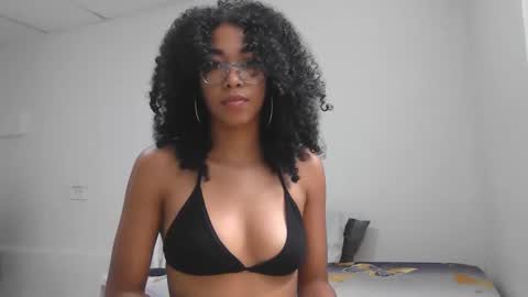 Snapshot of sasha_fox0 chatting on 1, 2, 2025 emy online show from 1, 2, 2025