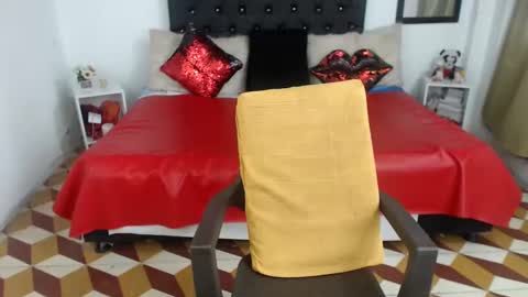 sasha maturee online show from 1, 1, 2025