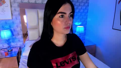 Camila  online show from 21, 11, 2025