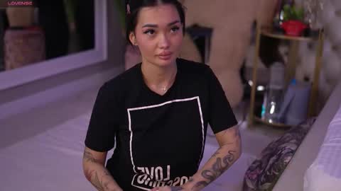 Dennise online show from 26, 10, 2025