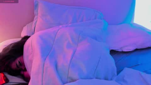 Snapshot of sashajune chatting on 7, 12, 2024 selene online show from 7, 12, 2024