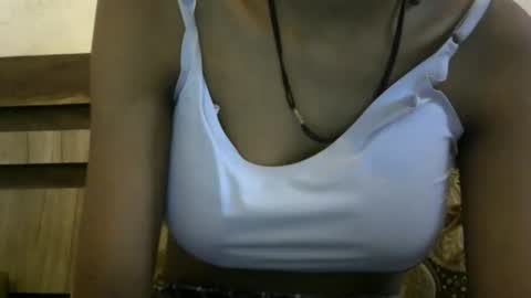 Snapshot of sashayess chatting on 27, 2, 2025 SASHAYESS online show from 27, 2, 2025