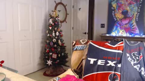 Snapshot of sassybeaver chatting on 12, 1, 2025 Trish online show from 12, 1, 2025