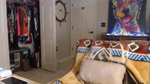 Snapshot of sassybeaver chatting on 4, 2, 2025 Trish online show from 4, 2, 2025