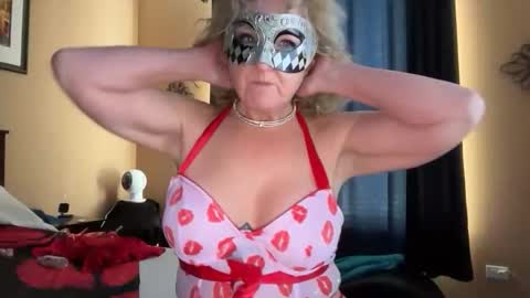 sassyhotwife00 online show from 24, 3, 2026