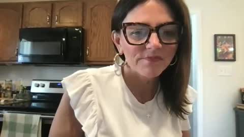 sassynsweetmilf online show from 1, 5, 2026