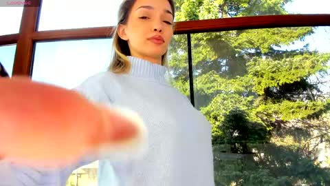 sassyt33n online show from 6, 4, 2026