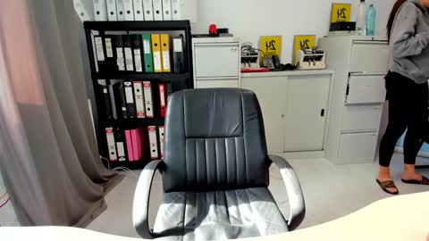 sassytiff online show from 14, 10, 2025